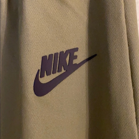 Nike Women's Tech Pack Tights - Picture 4 of 7